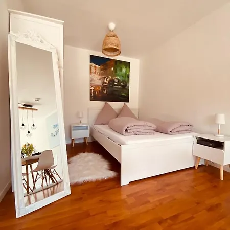 Cozy Nest With Netflix Apartament